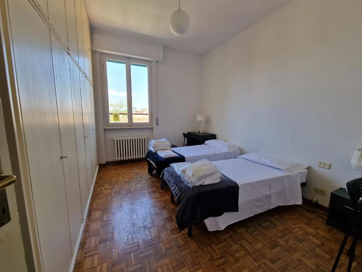 Nazionale 37 Apartment Florence 0*,  Italy